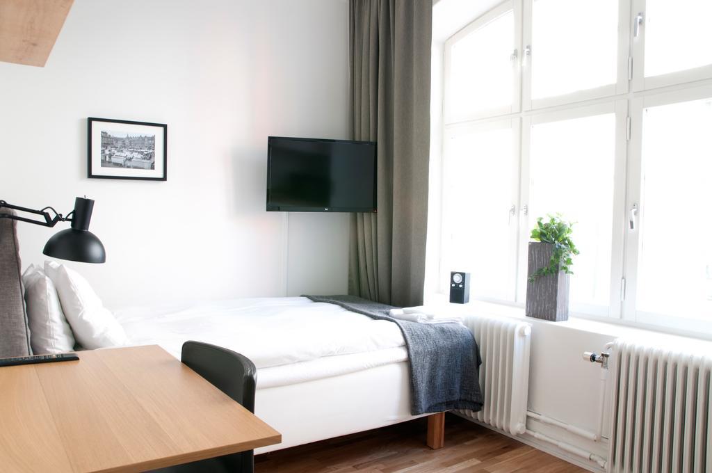 Continental Hotel 3*